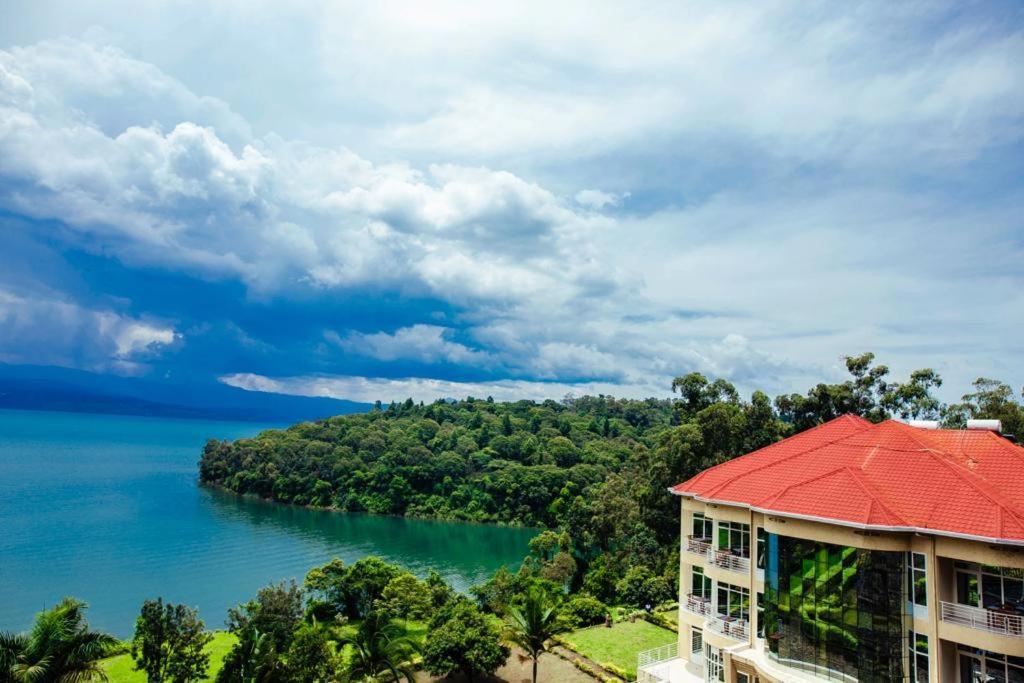 Peace Guest House Muhari المظهر الخارجي الصورة